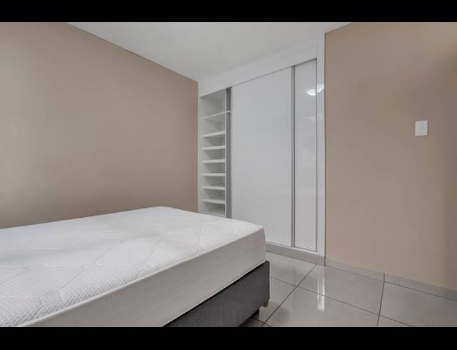 3 BEDROOM APARTMENT FOR SALE IN SANDOWN